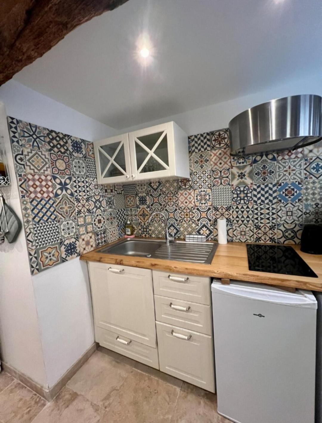 Charmant Appartement Au Coeur Du Centre Historique Aix-en-Provence Exteriör bild